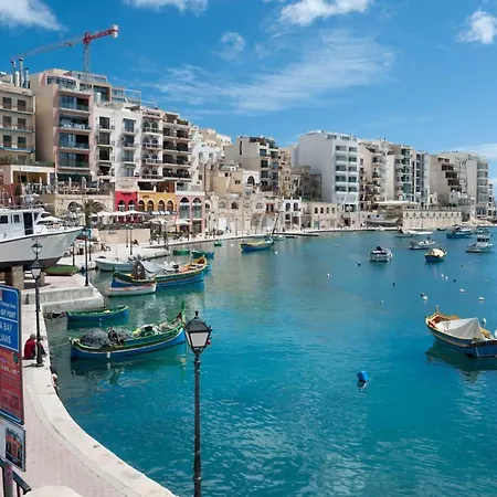 Stylish 2 Bedroom In An Amazing Location Sliema